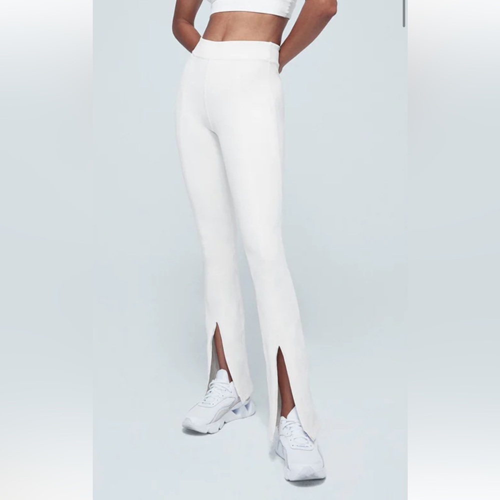 ALO YOGA Airbrush High Waist Flutter Leggings
